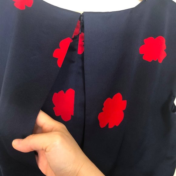 Beautiful Navy Sheen Dress with Red Poppy Design - Picture 3 of 4
